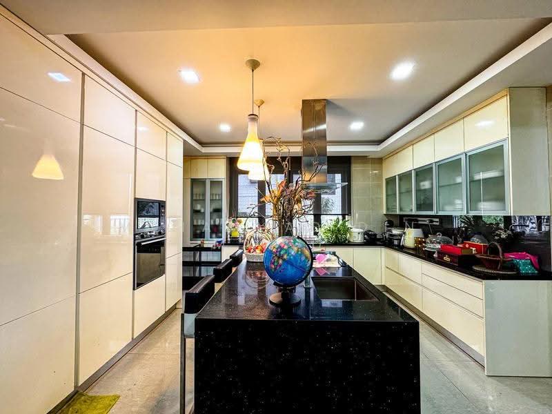Bungalow House untuk Dijual di Bukit Rahman Putra (Sungai Buloh) - Mohammad Din Majid - Kitchen - PropertyGuru.com.my