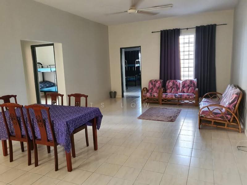 Condominium for Sale at Kondominium Kristal - TS Low - Living Room - PropertyGuru.com.my