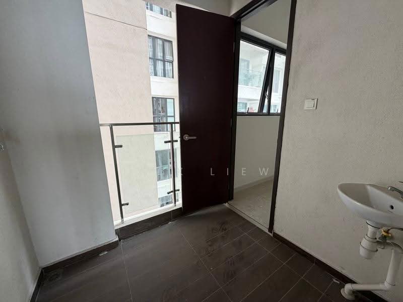 Condominium for Sale at Royal Strand @ Country Garden Danga Bay - Jack Liew - PropertyGuru.com.my