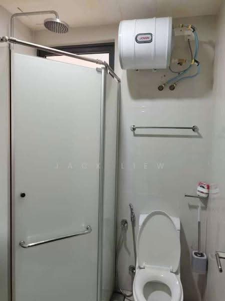 Kondominium untuk Disewa di Bay Point @ Country Garden Danga Bay - Jack Liew - Bathroom - PropertyGuru.com.my