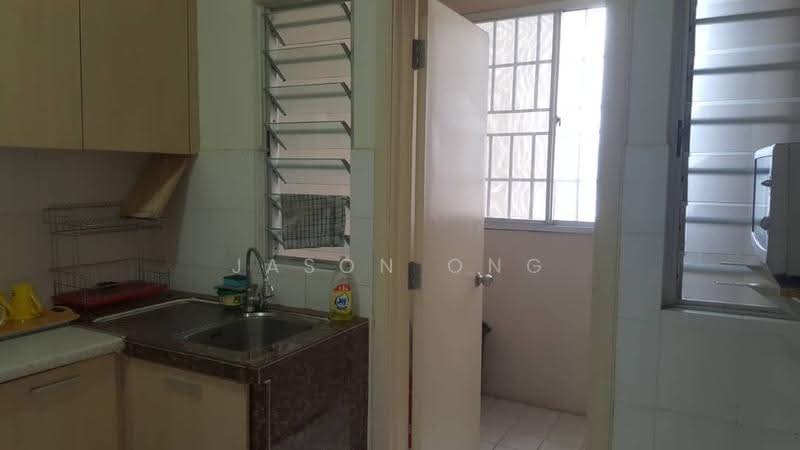 Condominium for Rent at Seri Maya Condominium - Jason Ong - Kitchen - PropertyGuru.com.my
