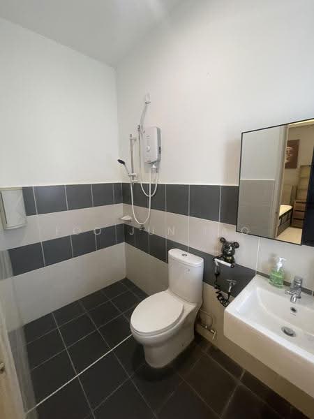 Rumah Teres 2-Tingkat untuk Dijual di Taman Bestari Perdana (Pasir Gudang) - Foo Jun Tao - Bathroom - PropertyGuru.com.my