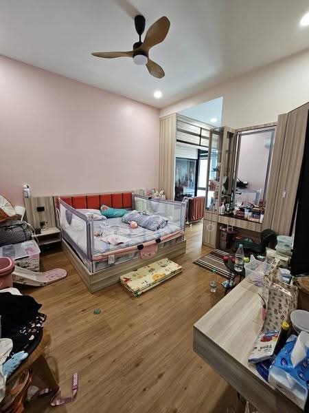 Semi-Detached House for Sale in Taman Tasik Indah (Kluang) - Steven Loh - Bedroom - PropertyGuru.com.my