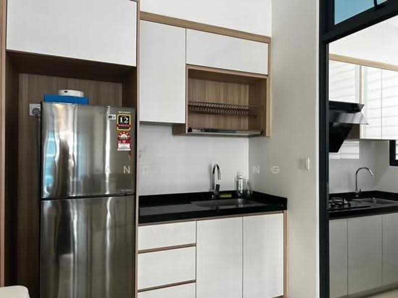 Condominium for Rent at Queens Residences Q1 @ Queens Waterfront - Andrew Ong - Kitchen - PropertyGuru.com.my