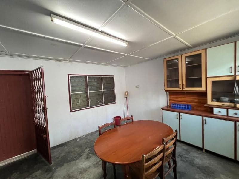 1-storey Terraced House for Rent in Permas Jaya (Johor Bahru) - Puyol Chin - Kitchen - PropertyGuru.com.my