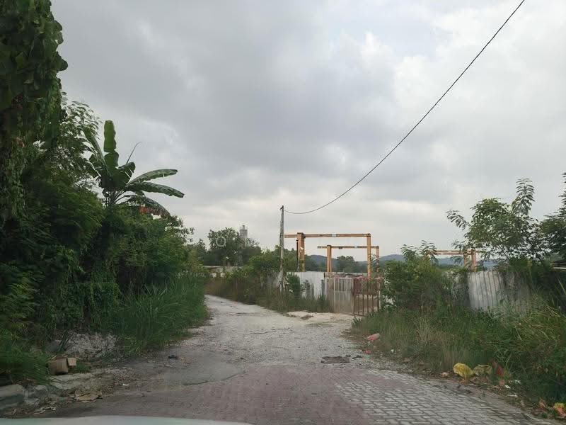 Agricultural Land for Rent in Rawang (Selangor) - Tom Foo - Exterior - PropertyGuru.com.my