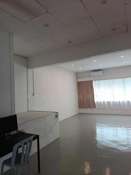 Shop / Office untuk Dijual di Taman Ungku Tun Aminah (Skudai) - Steven Loh - Interior - PropertyGuru.com.my