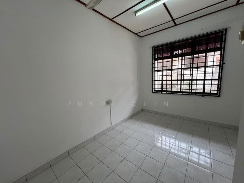 Rumah Teres 1.5-Tingkat untuk Disewa di Taman Pelangi Indah (Ulu Tiram) - Puyol Chin - Interior - PropertyGuru.com.my