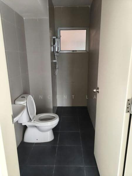 Apartment for Rent at PANGSAPURI AMANSIARA - Vincent Lai - Bathroom - PropertyGuru.com.my