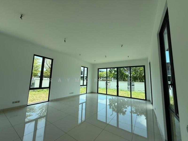 Bungalow House untuk Dijual di Seremban (Negeri Sembilan) - Raymond Ng - Living Room - PropertyGuru.com.my
