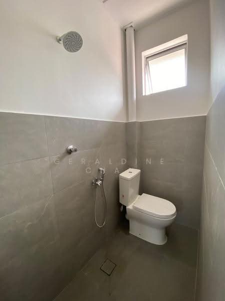 Rumah Teres 2-Tingkat untuk Disewa di U5,Taman Subang Perdana (Shah Alam) - Geraldine Chan - Bathroom - PropertyGuru.com.my