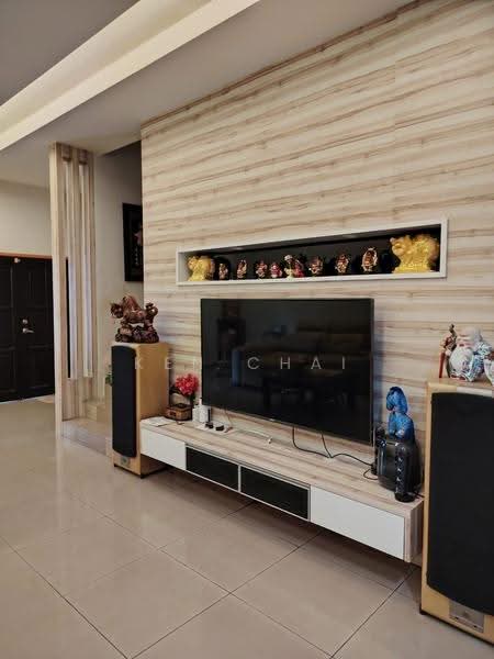 Rumah Teres 2-Tingkat untuk Dijual di Taman Ehsan Jaya (Ulu Tiram) - Ken Chai - Living Room - PropertyGuru.com.my