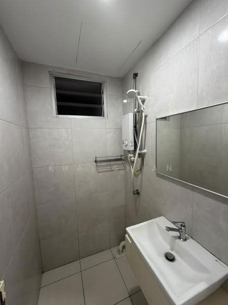 Condominium for Rent at TRI PINNACLE - Khai Shian - Bathroom - PropertyGuru.com.my