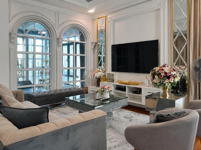 Rumah Berkembar untuk Dijual di Kajang (Selangor) - Shiqin Saidin - Living Room - PropertyGuru.com.my