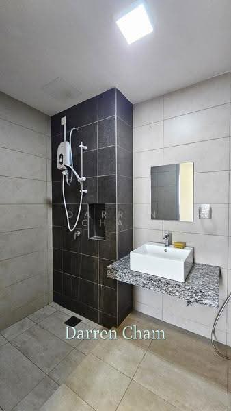 Kediaman Servis untuk Disewa di Luminari - Darren Cham - Bathroom - PropertyGuru.com.my