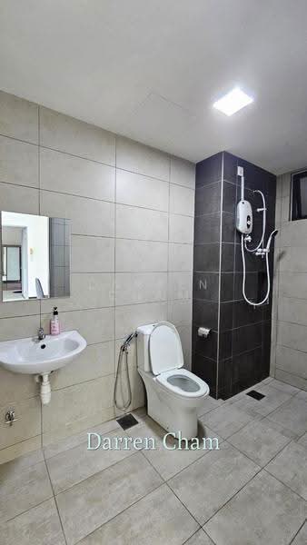 Kediaman Servis untuk Disewa di Luminari - Darren Cham - Bathroom - PropertyGuru.com.my