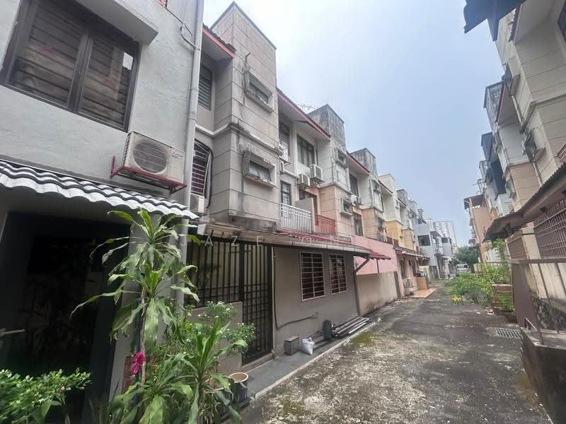 3-storey Terraced House for Sale in Mutiara Bukit Jalil (Bukit Jalil) - Jaze Ong - Exterior - PropertyGuru.com.my