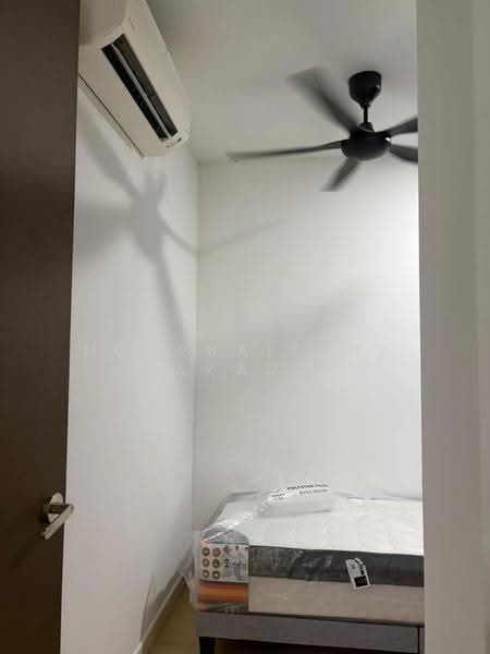 Service Residence for Sale at H2O Residences - NOURBAIZURA ZAKARIA - Bedroom - PropertyGuru.com.my