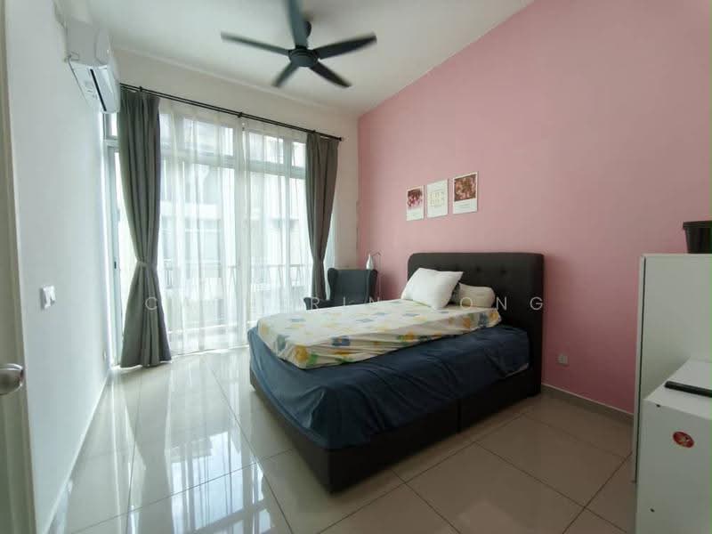 3-storey Terraced House for Sale in Taman Mount Austin (Tebrau) - Catherine Ong - PropertyGuru.com.my