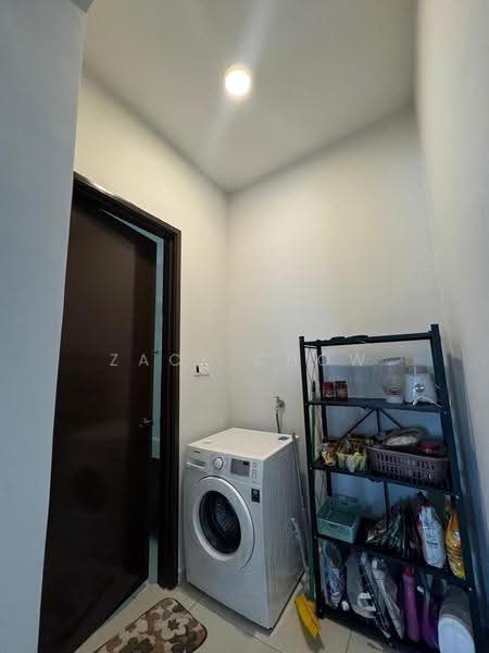 Kondominium untuk Dijual di Bay Point @ Country Garden Danga Bay - Zack Chow - Interior - PropertyGuru.com.my