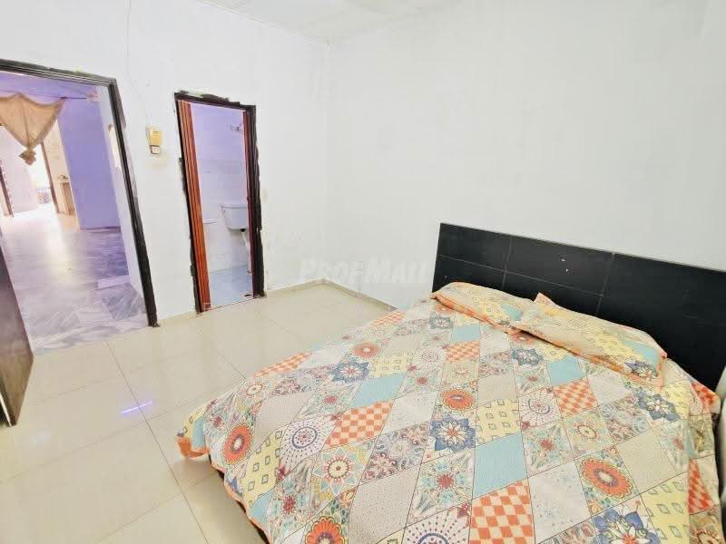 Rumah Teres untuk Disewa di Bandar Baru Salak Tinggi (Sepang) - Erin Yusof - Bedroom - PropertyGuru.com.my