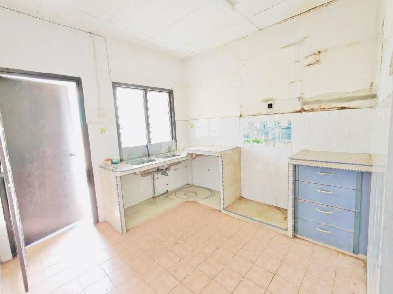 Rumah Teres untuk Disewa di Bandar Baru Salak Tinggi (Sepang) - Erin Yusof - Kitchen - PropertyGuru.com.my