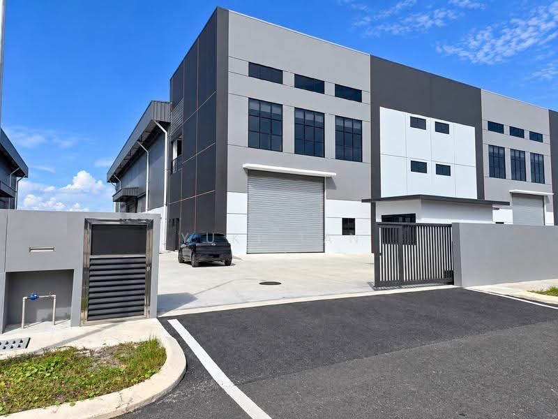 Semi-D Factory for Rent in Klang (Selangor) - Yuki Tan - Exterior - PropertyGuru.com.my