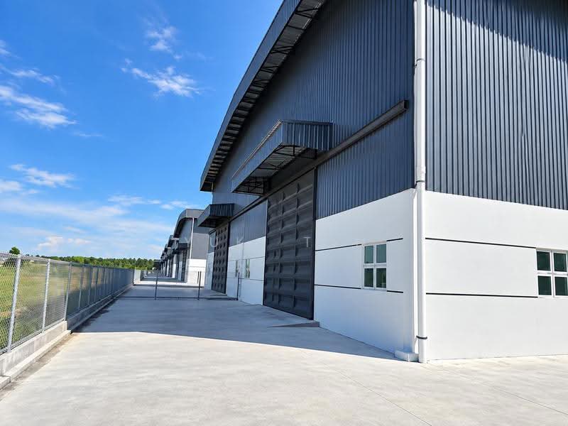 Semi-D Factory for Rent in Klang (Selangor) - Yuki Tan - Exterior - PropertyGuru.com.my