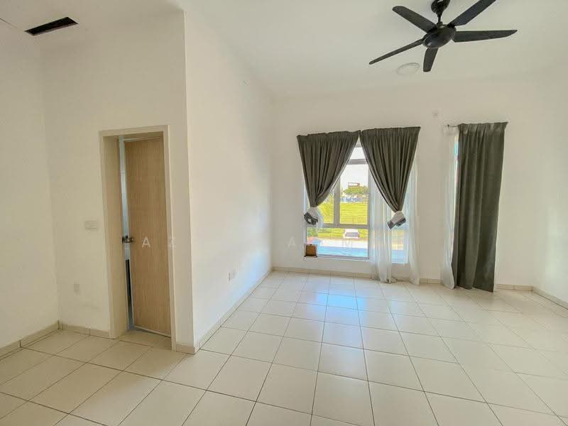 2-storey Terraced House for Sale in Hulu Langat (Selangor) - Azira Ahmad - Living Room - PropertyGuru.com.my