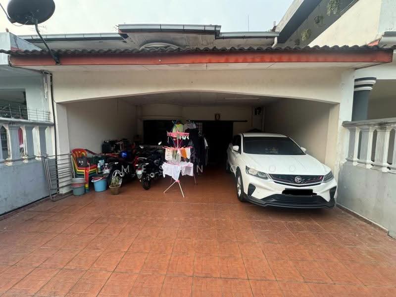 Rumah Teres 2-Tingkat untuk Dijual di Taman Tampoi Indah (Tampoi) - Jameson Choo - Exterior - PropertyGuru.com.my