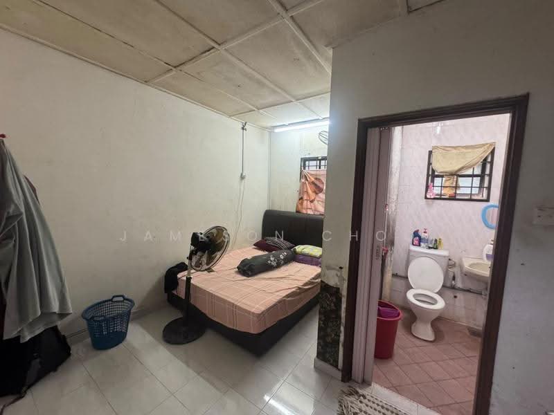 Rumah Teres 2-Tingkat untuk Dijual di Taman Tampoi Indah (Tampoi) - Jameson Choo - PropertyGuru.com.my