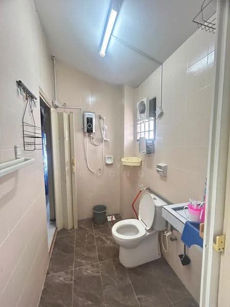 Terraced House for Rent in Desa Lang Indah (Ipoh) - Kelvin Chong - Bathroom - PropertyGuru.com.my