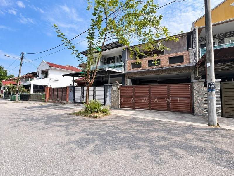 Rumah Teres 2-Tingkat untuk Dijual di Seri Kembangan (Selangor) - Fauran Nawawi - PropertyGuru.com.my