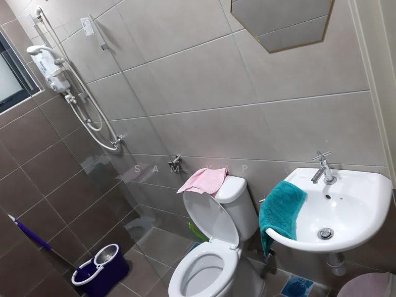 Kondominium untuk Disewa di Sutera Pines - Sam Yap - Bathroom - PropertyGuru.com.my