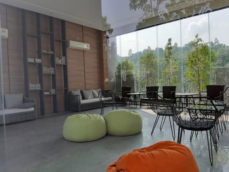 Kondominium untuk Disewa di Sutera Pines - Sam Yap - Living Room - PropertyGuru.com.my
