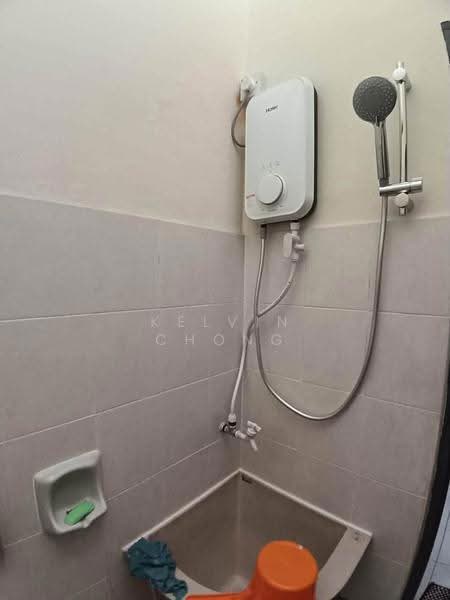 Rumah Teres 2-Tingkat untuk Disewa di Desa Tambun Indah (Tambun) - Kelvin Chong - Bathroom - PropertyGuru.com.my