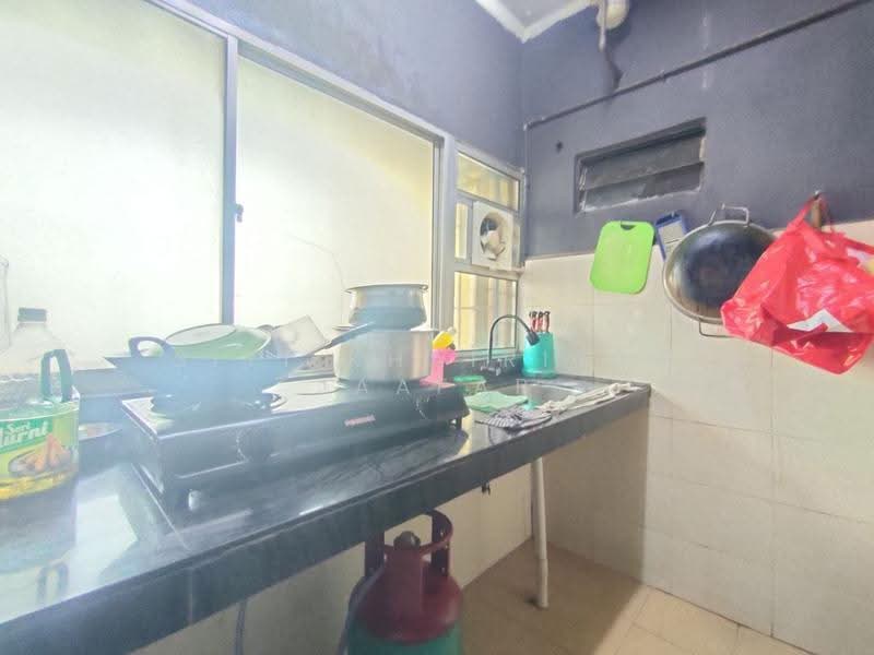 Apartment for Sale at Pangsapuri Subang Impian - SITI KHAIRIYAH JAAFAR - Kitchen - PropertyGuru.com.my