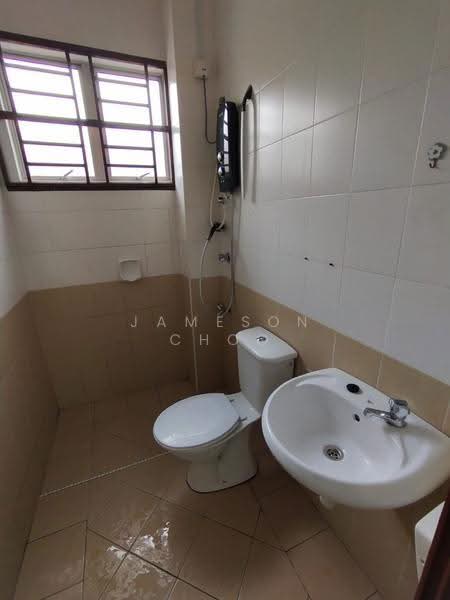 2-storey Terraced House for Rent in Johor Bahru (Johor) - Jameson Choo - Bathroom - PropertyGuru.com.my