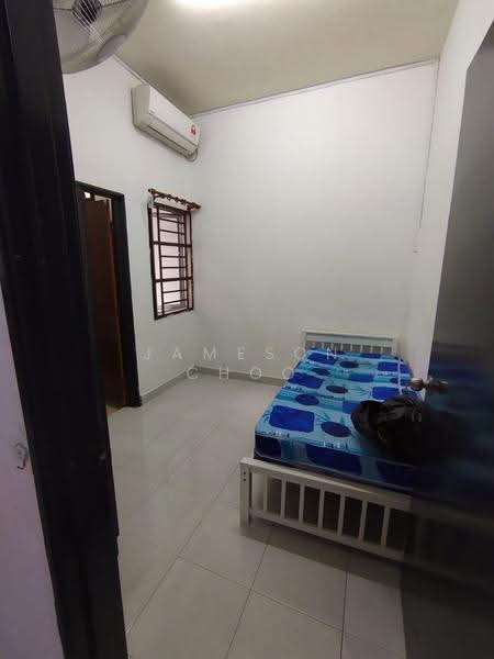 2-storey Terraced House for Rent in Johor Bahru (Johor) - Jameson Choo - Bedroom - PropertyGuru.com.my
