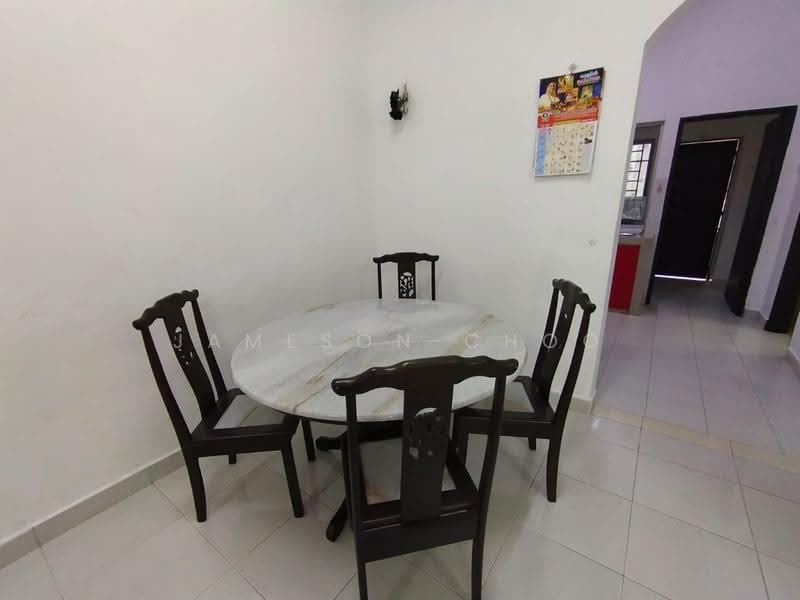 2-storey Terraced House for Rent in Johor Bahru (Johor) - Jameson Choo - Dining Room - PropertyGuru.com.my