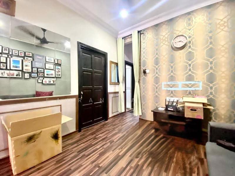 1-storey Terraced House for Sale in Batu Caves (Selangor) - Fauran Nawawi - Living Room - PropertyGuru.com.my