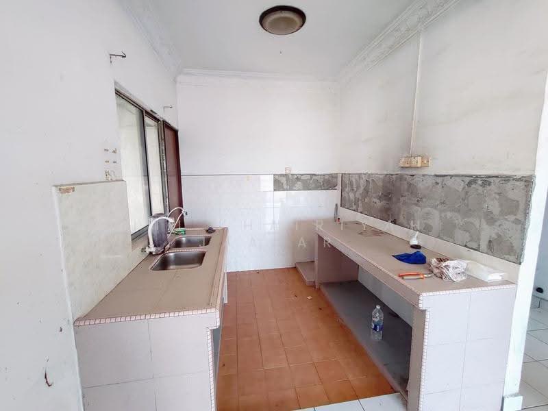 Apartment for Sale at Pangsapuri Subang Impian - SITI KHAIRIYAH JAAFAR - Kitchen - PropertyGuru.com.my