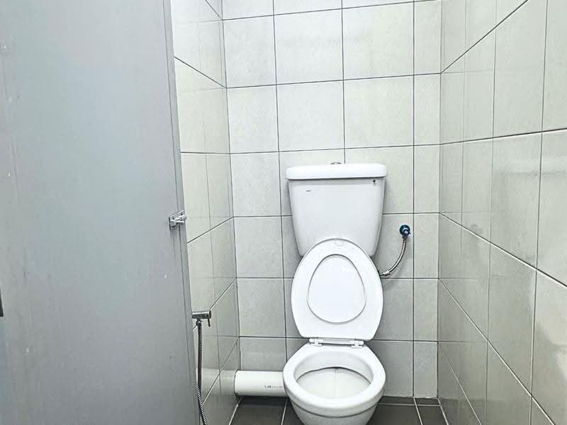 Factory for Rent in Batu Maung (Penang) - Max Ng - Bathroom - PropertyGuru.com.my