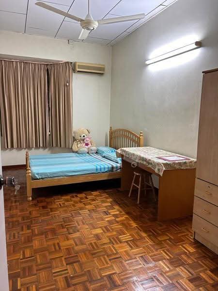 2-storey Terraced House for Rent in Taman Kledang Emas (Ipoh) - Kelvin Chong - Bedroom - PropertyGuru.com.my