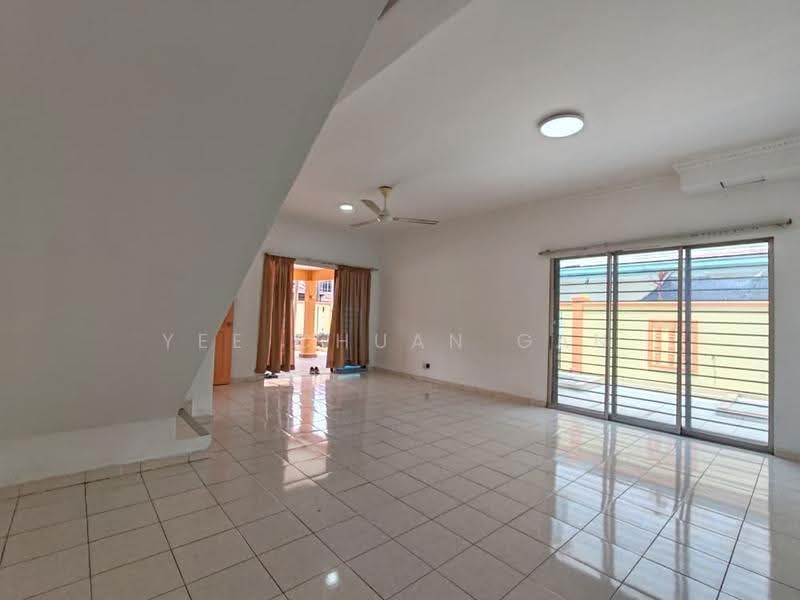 Rumah Teres 2-Tingkat untuk Dijual di Bandar Bukit Tinggi (Klang) - Yee Chuan Gan - Living Room - PropertyGuru.com.my
