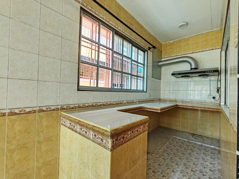 Rumah Teres 2-Tingkat untuk Dijual di Bandar Bukit Tinggi (Klang) - Yee Chuan Gan - Kitchen - PropertyGuru.com.my
