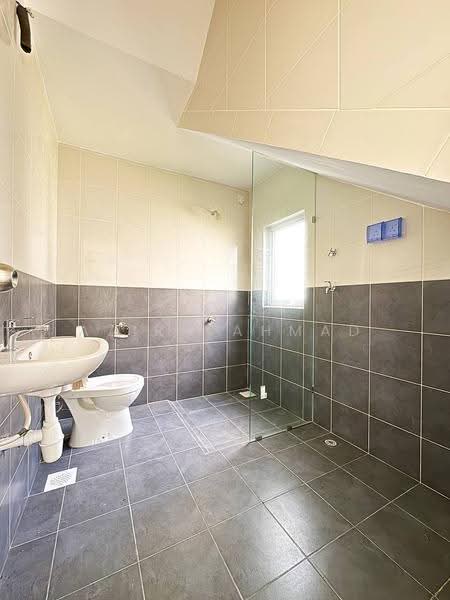 2.5-storey Terraced House for Sale in Eco Forest (Semenyih) - Azira Ahmad - Bathroom - PropertyGuru.com.my