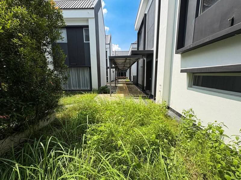 2.5-storey Terraced House for Sale in Eco Forest (Semenyih) - Azira Ahmad - Exterior - PropertyGuru.com.my