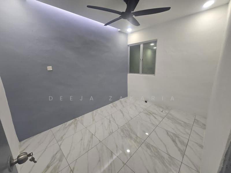 1-storey Terraced House for Sale in Taman Kelab Tuanku (Rantau) - Deeja Zakaria - Interior - PropertyGuru.com.my