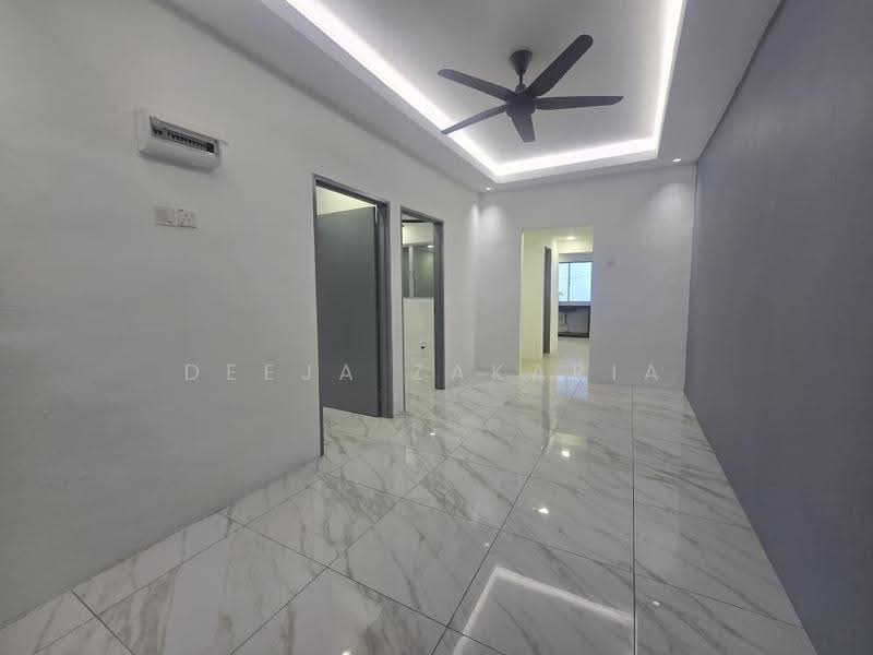 1-storey Terraced House for Sale in Taman Kelab Tuanku (Rantau) - Deeja Zakaria - Interior - PropertyGuru.com.my